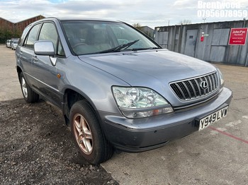 Location: Brentwood - 2001 LEXUS RX300 SE AUTO Estate REG: Y949LVW, Keys: No, MOT Expiry date: 24/01/2024, 2995 Petrol, 4 Speed Auto Petrol, Former Keepers: 3