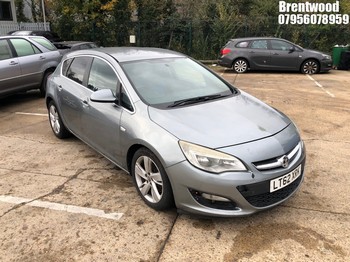 Location: Brentwood - 2012 VAUXHALL ASTRA SRI 5 Door Hatchback REG: LT62XRK, Keys: No, MOT Expiry date: 14.05.2026, 1598 Petrol, 5 Speed Manual Petrol, Former Keepers: 15