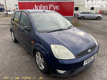 Location: South Wales - 2004 FORD FIESTA ZETEC 5 Door Hatchback REG: FE04CWD, Keys: No, MOT Expiry date: 30/01/2026, 1388 Petrol, 5 Speed Manual Petrol, Former Keepers: 7