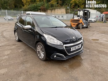 Location: Leeds - 2016 PEUGEOT 208 ALLURE BLUE HDI 5 DOOR HATCHBACK REG: SY16ZMV, 1560cc DIESEL, 5 SPEED MANUAL DIESEL, Former Keepers: 2, Keys: Yes, MOT Expiry date: 23-08-2025