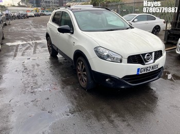 Location: Hayes - 2013 NISSAN QASHQAI 360 CVT 5 Door Hatchback REG: GV62NXX, Keys: No, MOT Expiry date: 10/11/2024, 1598 Petrol, Variable Speed Auto Petrol, Former Keepers: 5