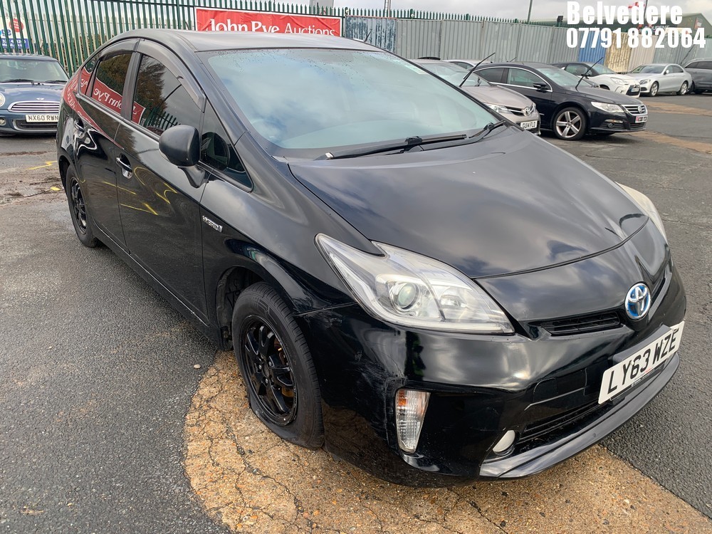 Location: BELVEDERE - 2014 TOYOTA PRIUS HYBRID 5 Door Hatchback REG: LY63WZE, 1800cc Hybrid Electric, Automatic, Former Keepers: 3, Keys: No, MOT: Expiry date05.08.2026