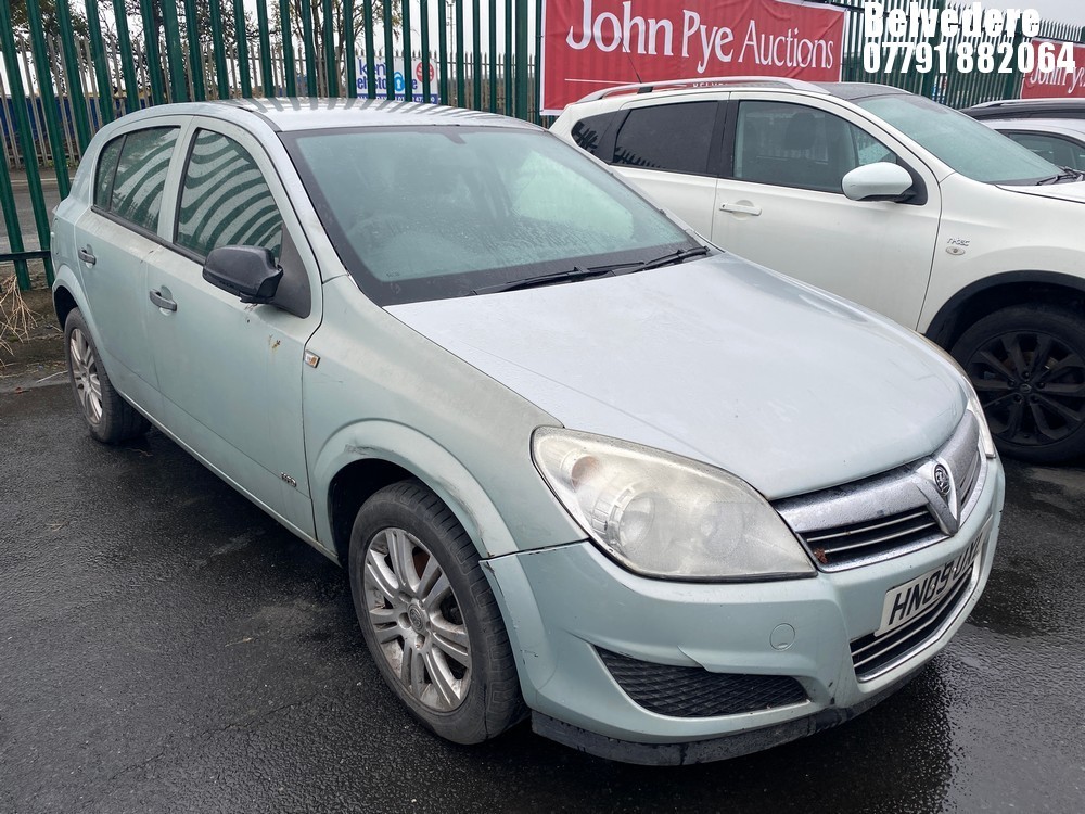 Location: Belvedere - 2009 VAUXHALL ASTRA LIFE A/C A 5 Door Hatchback REG: HN09UXL, Keys: No, MOT Expiry date: 24/03/2025, 1796 Petrol, 4 Speed Auto Petrol, Former Keepers: 5
