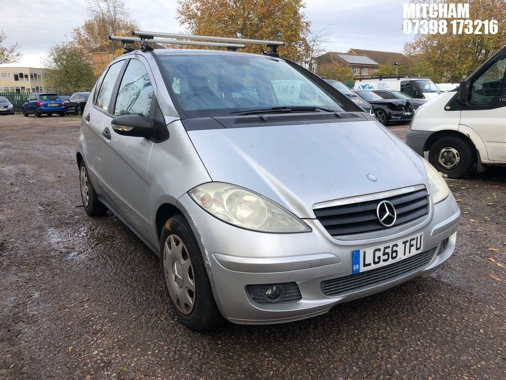 Location: Mitcham - 2006 MERCEDES A150 CLASSIC SE CVT 5 Door Hatchback REG: LG56TFU, Keys: No, MOT Expiry date: 28/12/2025, 1498 Petrol, Variable Speed Auto Petrol, Former Keepers: 4