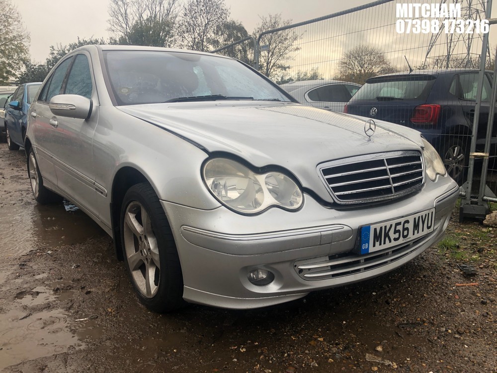 Location: Mitcham - 2006 MERCEDES C200 CDI AVANTGARDE SE AU 4 Door Saloon REG: MK56MYU, Keys: No, MOT Expiry date: 18/05/2026, 2148 Diesel, 5 Speed Auto Diesel, Former Keepers: 5