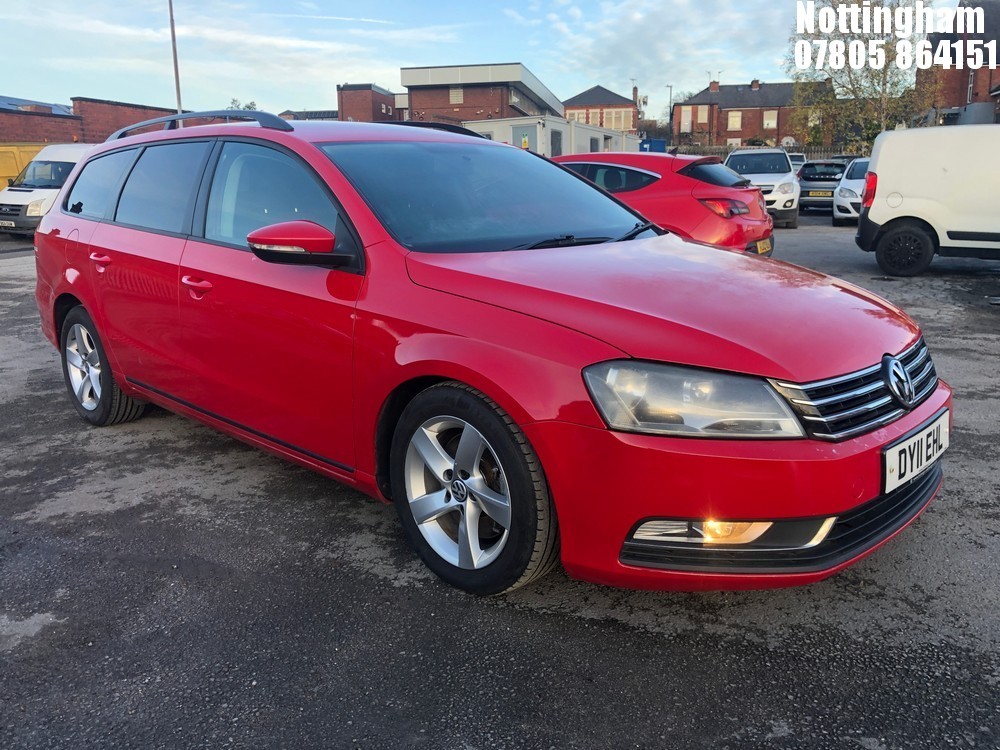 Location: Nottingham - 2011 VOLKSWAGEN PASSAT S BLUEMOTION TECH ESTATE REG: DY11EHL, 1598cc DIESEL, 6 SPEED MANUAL DIESEL, Former Keepers: 3, Keys: Yes, MOT Expiry date: 17/11/2025