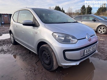 Location: Peterborough - 2013 VOLKSWAGEN MOVE UP 3 Door Hatchback REG: AU63XGG, Keys: No, MOT Expiry date: 08/07/2025, 999 Petrol, 5 Speed Manual Petrol, Former Keepers: 3