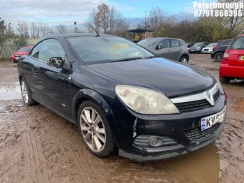 Location: Peterborough - 2007 VAUXHALL ASTRA TWIN TOP DESIGN Convertible REG: KV57OKP, Keys: No, MOT Expiry date: 05/06/2024, 1796 Petrol, 5 Speed Manual Petrol, Former Keepers: 3