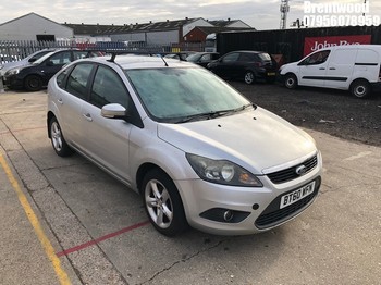 Location: Brentwood - 2011 FORD FOCUS ZETEC 5 Door Hatchback REG: BT60WFN, Keys: No, MOT Expiry date: 31.01.2026, 1596 Petrol, 5 Speed Manual Petrol, Former Keepers: 5