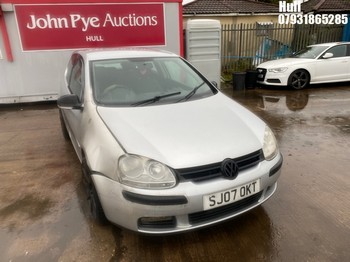 Location: Hull - 2007 VOLKSWAGEN GOLF S SDI 3 Door Hatchback REG: SJ07OKT, Keys: No, MOT Expiry date: 20/02/2026, 1968 Diesel, 5 Speed Manual Diesel, Former Keepers: 8