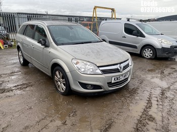 Location: Leeds - 2007 VAUXHALL ASTRA DESIGN A Estate REG: KN57HFF, Keys: No, MOT Expiry date: 26-09-2024, 1796 Petrol, 4 Speed Auto Petrol, Former Keepers: 6