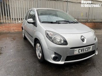 Location: Hayes - 2011 RENAULT TWINGO BIZU 3 Door Hatchback REG: CV11CDY, Keys: No, MOT Expiry date: 10/03/2025, 1149 Petrol, 5 Speed Manual Petrol, Former Keepers: 3