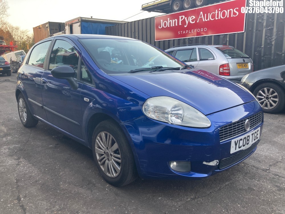 Location: Stapleford - 2008 FIAT GRANDE PUNTO DYNAMIC M-J 5 Door Hatchback REG: YC08TGE, Keys: Yes, MOT Expiry date: 20/12/2024, 1242 Petrol, 5 Speed Manual Petrol, Former Keepers: 5
