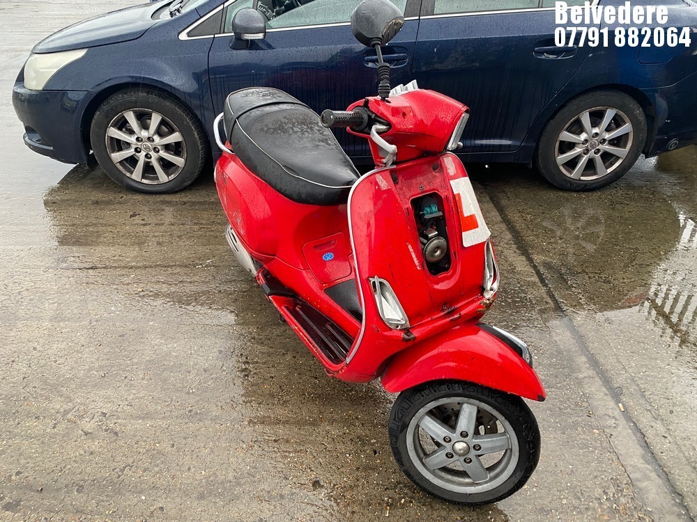 Location: Belvedere - 2008 PIAGGIO VESPA S 125 Scooter REG: LJ08UUR, Keys: No, MOT Expiry date: 16/11/2023, 124 Petrol, AUTOMATIC, Former Keepers: 6