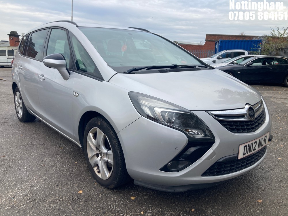 Location: Nottingham - 2012 VAUXHALL ZAFIRA TOURER EXCLUSIV MPV REG: DN12NLR, 1796cc Petrol, 5 Speed Manual Petrol, Former Keepers: 4, Keys: Yes, MOT Expiry date: 01/10/2025