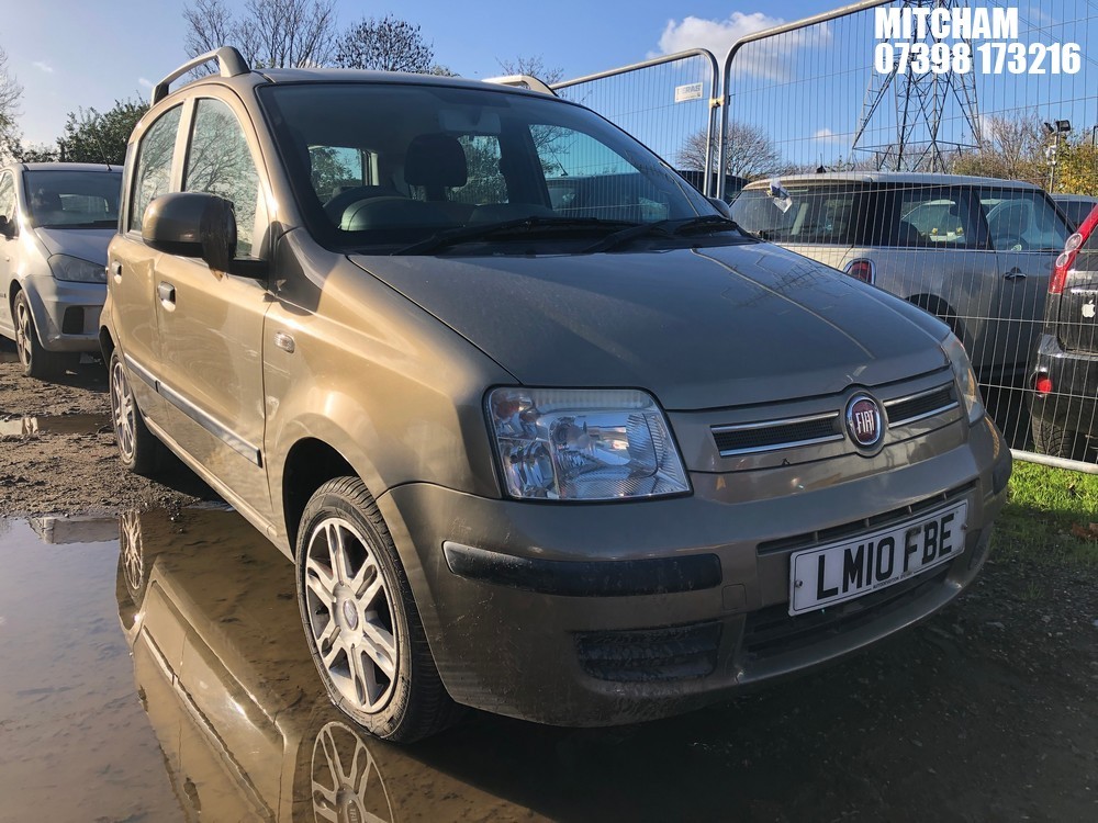 Location: Mitcham - 2010 FIAT PANDA ELEGANZA S-A 5 Door Hatchback REG: LM10FBE, Keys: No, MOT Expiry date: 18/09/2025, 1242 Petrol, 5 Speed Semi Auto Petrol, Former Keepers: 7