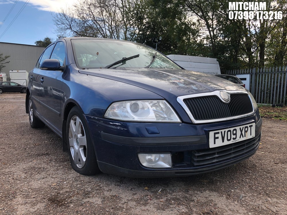 Location: Mitcham - 2009 SKODA OCTAVIA ELEGANCE TDI PD 5 Door Hatchback REG: FV09XPT, Keys: No, MOT Expiry date: 19/01/2026, 1968 Diesel, 6 Speed Manual Diesel, Former Keepers: 9