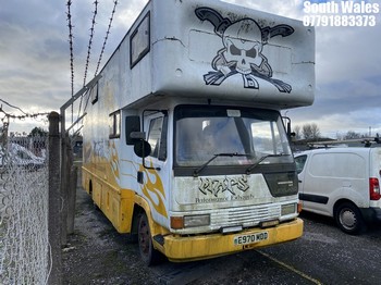 Location: South Wales - 1988 LEYLAND Luton Van REG: E970MDD, Keys: No, MOT Expiry date: 16/07/2019, 0 Diesel, Variable 1 Speed Auto Petrol/G, Former Keepers: 7