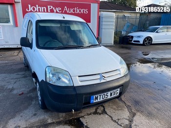 Location: Hull - 2005 CITROEN BERLINGO ENTERPRISE Car Derived Van REG: MT05WXG, Keys: No, MOT Expiry date: 28/11/2025, 1868 Diesel, 5 Speed Manual Diesel, Former Keepers: 7