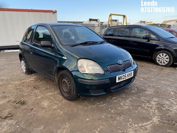 Location: Leeds - 2005 TOYOTA YARIS T3 3 Door Hatchback REG: MK05KHX, Keys: No, MOT Expiry date: 19-01-2026, 998 Petrol, 5 Speed Manual Petrol, Former Keepers: 5