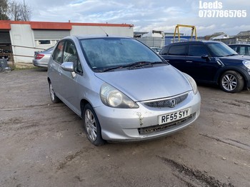 Location: Leeds - 2005 HONDA JAZZ SE 5 Door Hatchback REG: RF55SYY, Keys: No, MOT Expiry date: 19-11-2025, 1339 Petrol, 5 Speed Manual Petrol, Former Keepers: 10