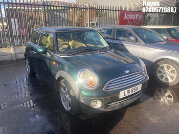 Location: Hayes - 2008 MINI COOPER AUTO 3 Door Hatchback REG: L111RSV, Keys: No, MOT Expiry date: 12/07/2025, 1598 Petrol, 6 Speed Auto Petrol, Former Keepers: 7