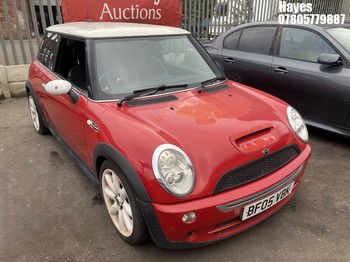 Location: Hayes - 2005 MINI MINI COOPER S 3 Door Hatchback REG: BF05VBK, Keys: No, MOT Expiry date: 13/05/2025, 1598 Petrol, 6 Speed Manual Petrol, Former Keepers: 11
