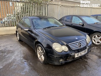 Location: Hayes - 2003 MERCEDES C200 KOMPRESSOR SE Coupe REG: VE52VRU, Keys: No, MOT Expiry date: 12/10/2024, 1796 Petrol, 6 Speed Manual Petrol, Former Keepers: 8