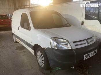 Location: Hayes - 2008 CITROEN BERLINGO LX Car Derived Van REG: SP57SZW, Keys: No, MOT Expiry date: 29/03/2026, 1360 Petrol, 5 Speed Manual Petrol, Former Keepers: 4