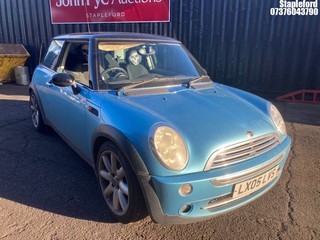 Location: Stapleford - 2005 MINI MINI COOPER 3 Door Hatchback REG: LX05LVS, Keys: Yes, MOT Expiry date: 25/09/2026, 1598 Petrol, 5 Speed Manual Petrol, Former Keepers: 9