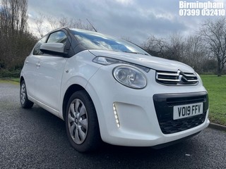 Location: Birmingham - 2019 CITROEN C1 FEEL 5 DOOR HATCHBACK REG: VO19FFV, 998cc PETROL, 5 SPEED MANUAL PETROL, Former Keepers: 0, Keys: Yes, MOT Expiry date: 11/04/2026