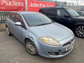 Location: Belvedere - 2007 FIAT BRAVO ACTIVE TJET 150 5 Door Hatchback REG: WP57DCX, Keys: No, MOT Expiry date: 03.06.2025, 1368 Petrol, 6 Speed Manual Petrol, Former Keepers: 5