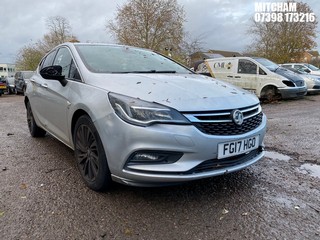 Location: MITCHAM - 2017 VAUXHALL ASTRA ELITE NAV TURBO S/S 5 Door Hatchback REG: FG17HGO, 1399cc Petrol, 6 Speed Auto Petrol, Former Keepers: 4, Keys: No, MOT: Expiry date09/09/2026