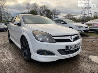 Location: Mitcham - 2008 VAUXHALL ASTRA SRI+ 3 Door Hatchback REG: LM08GKE, Keys: No, MOT Expiry date: 24/02/2026, 1796 Petrol, 5 Speed Manual Petrol, Former Keepers: 8
