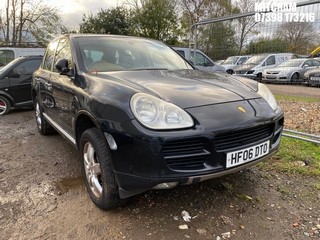 Location: Mitcham - 2006 PORSCHE CAYENNE Estate REG: HF06DTO, Keys: No, MOT Expiry date: 30/03/2026, 3189 Petrol, Automatic, Former Keepers: 2
