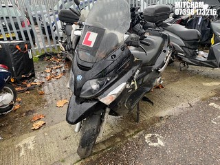 Location: Mitcham - 2016 PIAGGIO XEVO 125 Scooter REG: LL16DKK, Keys: No, MOT Expiry date: 07/07/2023, 124 Petrol, AUTOMATIC, Former Keepers: 2