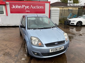 Location: Hull - 2006 FORD FIESTA ZETEC CLIMATE 3 Door Hatchback REG: YC06UKY, Keys: No, MOT Expiry date: 05/09/2025, 1242 Petrol, 5 Speed Manual Petrol, Former Keepers: 3
