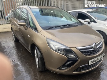 Location: Hayes - 2014 VAUXHALL ZAFIRA TOURER EXCLUSIV MPV REG: VK64CJZ, Keys: No, MOT Expiry date: 26/02/2026, 1796 Petrol, 5 Speed Manual Petrol, Former Keepers: 4