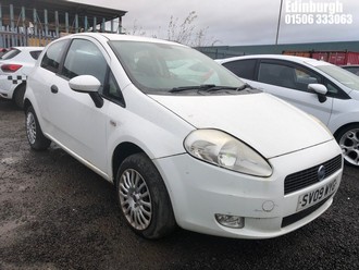 Location: Edinburgh - 2009 FIAT GRANDE PUNTO ACTIVE 77 3 Door Hatchback REG: SV09WYG, Keys: No, MOT Expiry date: 19/08/2025, 1368 Petrol, 5 Speed Manual Petrol, Former Keepers: 8