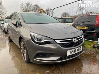 Location: Mitcham - 2016 VAUXHALL ASTRA SRI NAV CDTI BITURB 5 Door Hatchback REG: YE16KWD, Keys: No, MOT Expiry date: 25/10/2025, 1598 Diesel, 6 Speed Manual Diesel, Former Keepers: 5