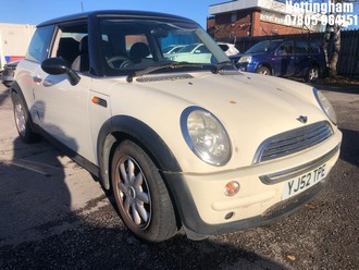 Location: Nottingham - 2002 MINI MINI COOPER 3 Door Hatchback REG: YJ52TPE, Keys: No, MOT Expiry date: 24/08/2025, 1598 Petrol, 5 Speed Manual Petrol, Former Keepers: 5