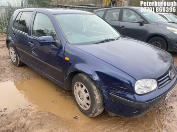 Location: Peterborough - 1999 VOLKSWAGEN GOLF SE AUTO 5 Door Hatchback REG: S659KLW, Keys: No, MOT Expiry date: 26/01/2026, 1600 Petrol, 4 Speed Auto Petrol, Former Keepers: 6