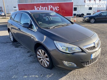 Location: South Wales - 2011 VAUXHALL ASTRA SE CDTI ECOFLEX 108 Estate REG: CE11FLZ, Keys: No, MOT Expiry date: 10/07/2025, 1686 Diesel, 6 Speed Manual Diesel, Former Keepers: 5