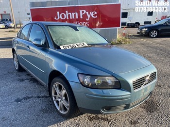 Location: South Wales - 2006 VOLVO S40 SE 4 Door Saloon REG: OY56KSX, Keys: No, MOT Expiry date: 17/09/2024, 1798 Petrol, 5 Speed Manual Petrol, Former Keepers: 7
