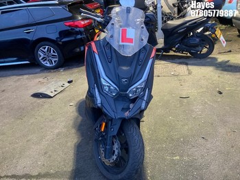 Location: Hayes - 2022 KYMCO DT X360 125 Scooter REG: LB22OLA, Keys: No, MOT Expiry date: 14/06/2025, 124 Petrol, automatic, Former Keepers: 2