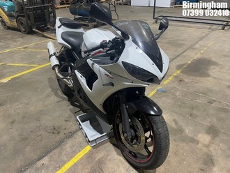 Location: Birmingham - 2005 YAMAHA YZF R6 04 MOTORCYCLE REG: CN05EDC, 599CC PETROL,, Former Keepers: 5, Keys: Yes, MOT Expiry date: 21/05/2026