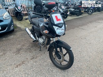 Location: Mitcham - 2010 HONDA CBF 125 M-A Motorcycle REG: BV60ZFU, Keys: No, MOT Expiry date: 17/07/2025, 125 Petrol, Manual, Former Keepers: 3