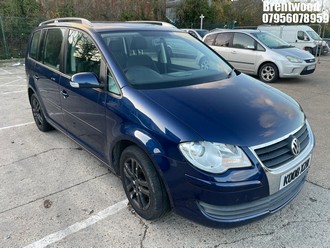 Location: Brentwood - 2008 VOLKSWAGEN TOURAN SE TDI 140 MPV REG: KO08XZN, Keys: No, MOT Expiry date: 18/06/2026, 1968 Diesel, 6 Speed Manual Diesel, Former Keepers: 6