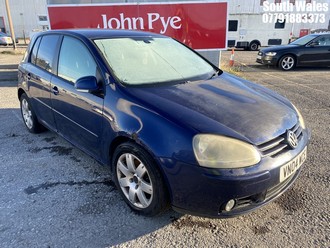 Location: South Wales - 2004 VOLKSWAGEN GOLF GT TDI 5 Door Hatchback REG: VN04WCE, Keys: No, MOT Expiry date: 08/05/2024, 1968 Diesel, 6 Speed Manual Diesel, Former Keepers: 9