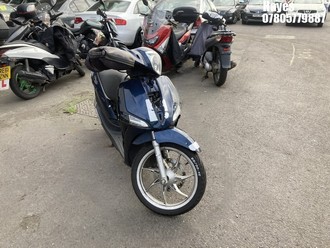 NOTE: ATF Registered Buyers ONLY - Location: Hayes - 2020 PIAGGIO LIBERTY 125 Scooter REG: LC20LWZ, Keys: No, MOT Expiry date: 25/06/2026, 124 Petrol, AUTOMATIC, Former Keepers: 7